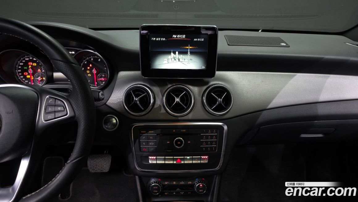 Mercedes-Benz CLA-Class 2017