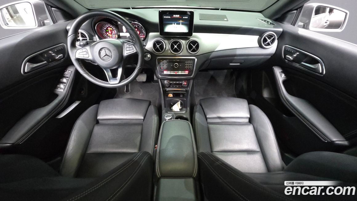 Mercedes-Benz CLA-Class 2017