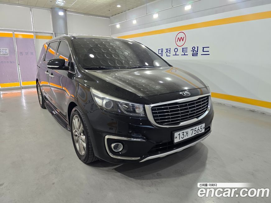 Kia Canival 2015