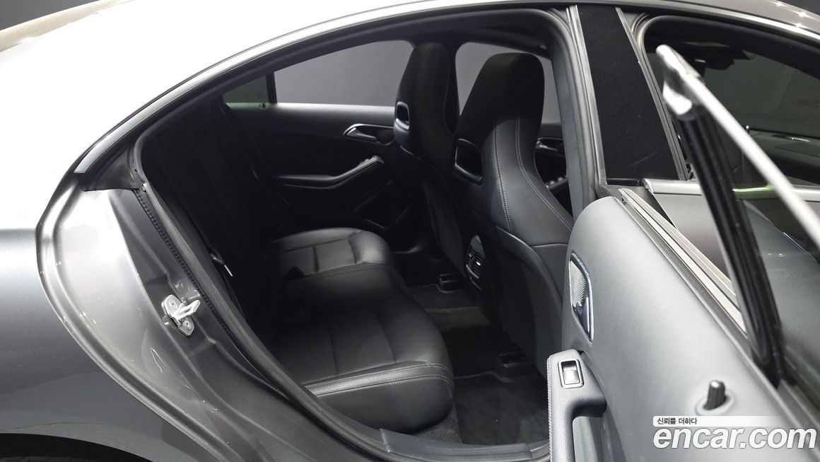 Mercedes-Benz CLA-Class 2017