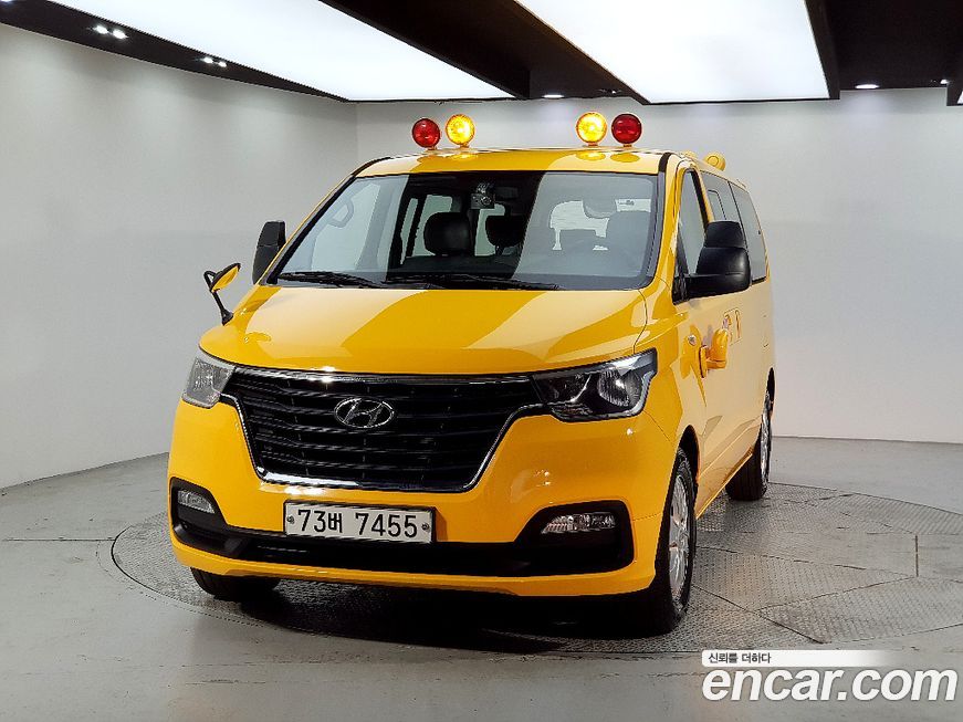 Hyundai Starex 2019