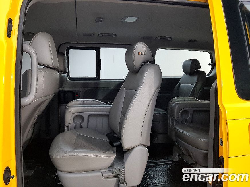 Hyundai Starex 2019