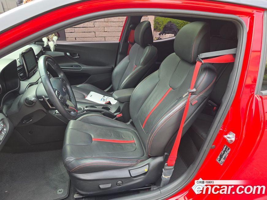 Hyundai Veloster 2018