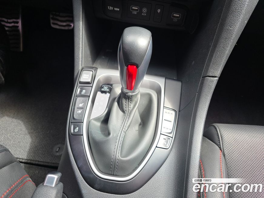 Hyundai Veloster 2018