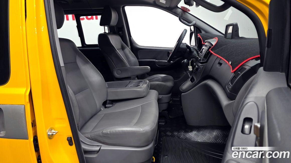 Hyundai Starex 2018