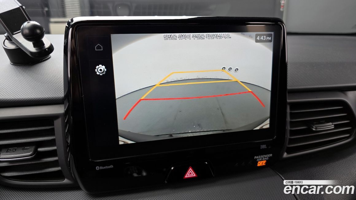 Hyundai Veloster 2022