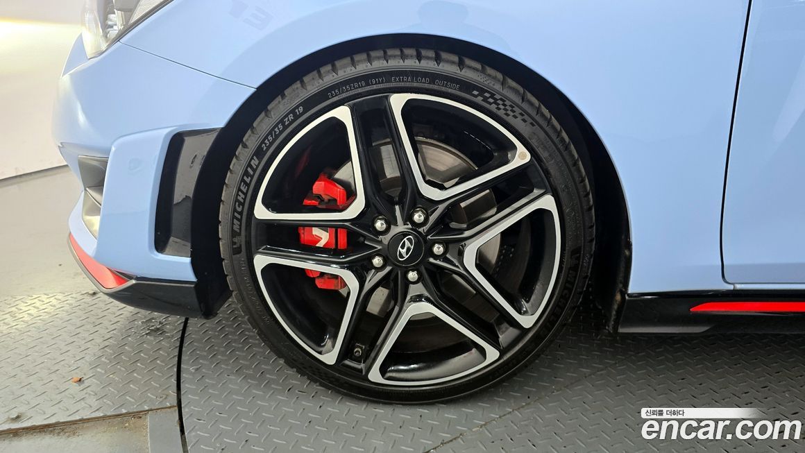 Hyundai Veloster 2022