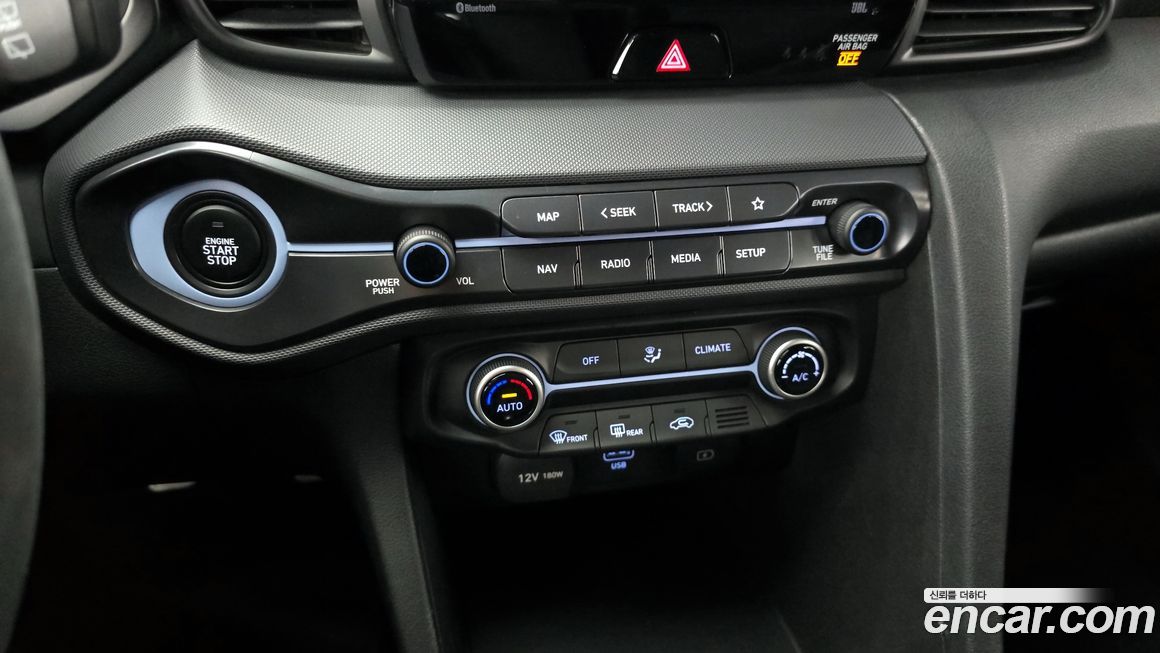 Hyundai Veloster 2022