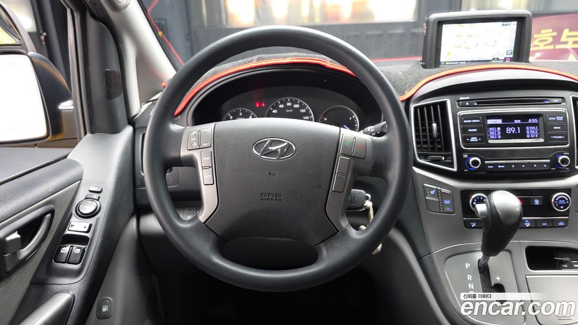 Hyundai Starex 2018
