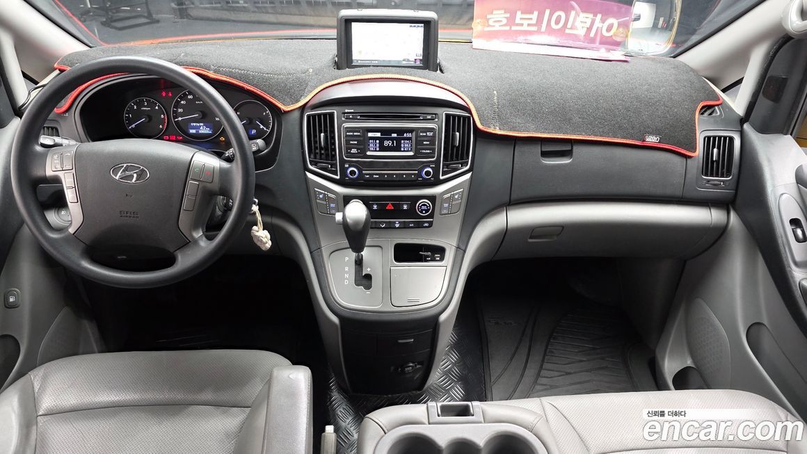 Hyundai Starex 2018