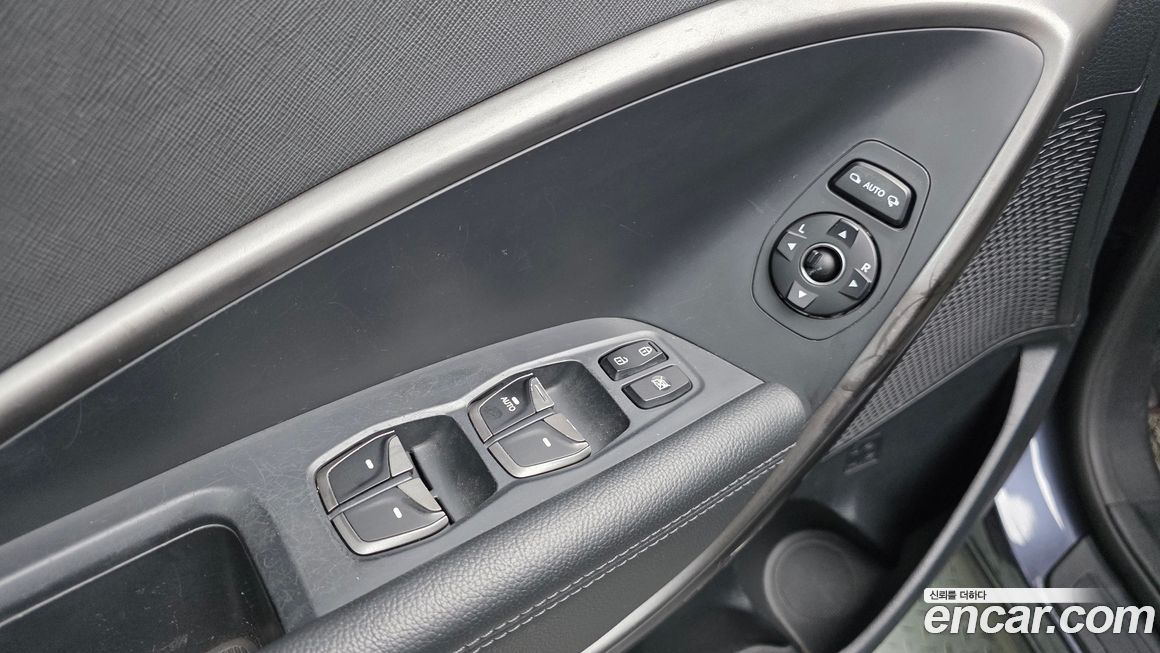 Hyundai Santafe 2016