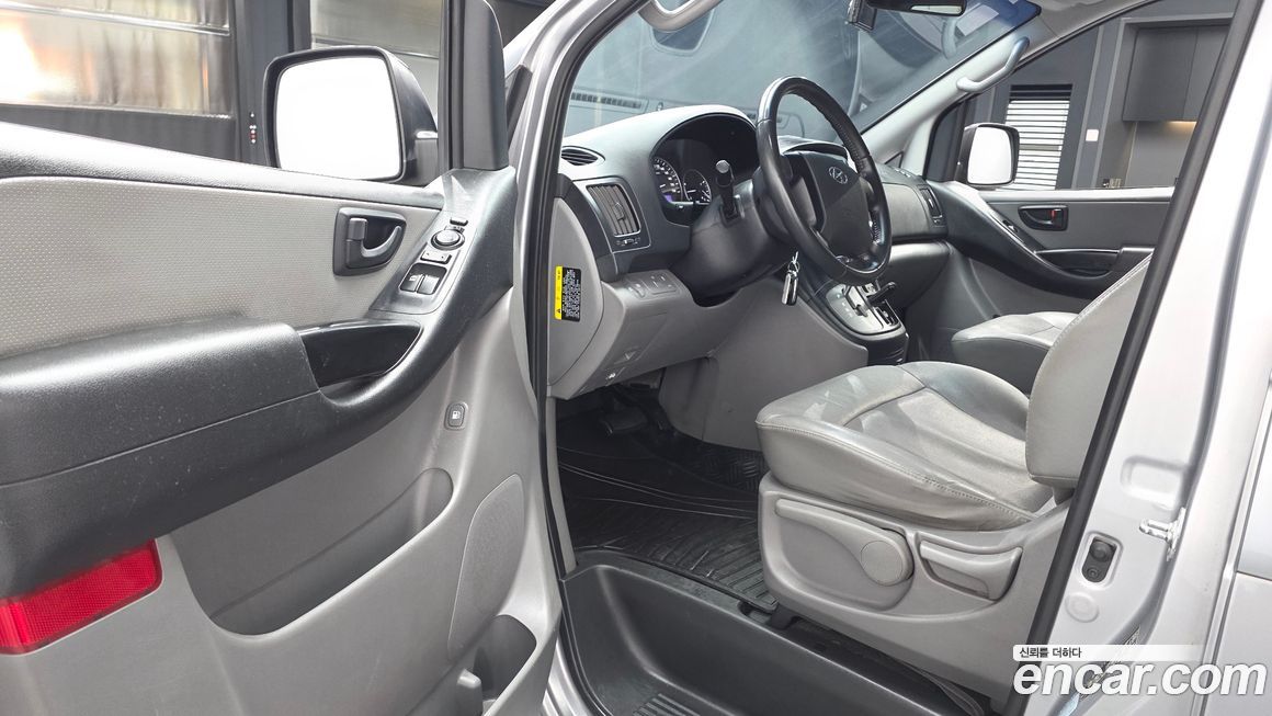 Hyundai Starex 2018