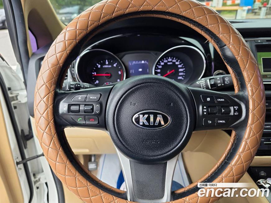 Kia Canival 2016