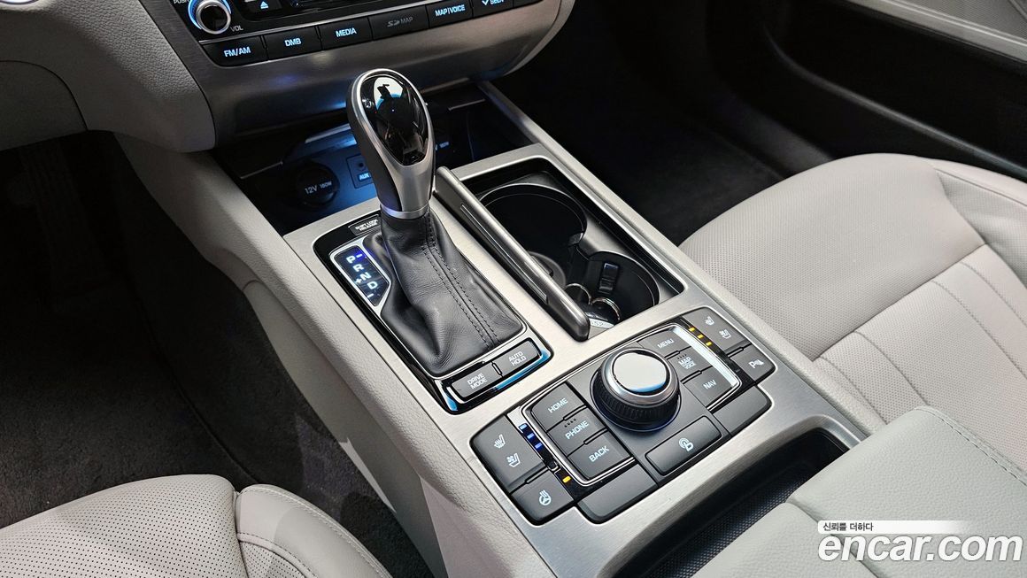 Hyundai Genesis 2014