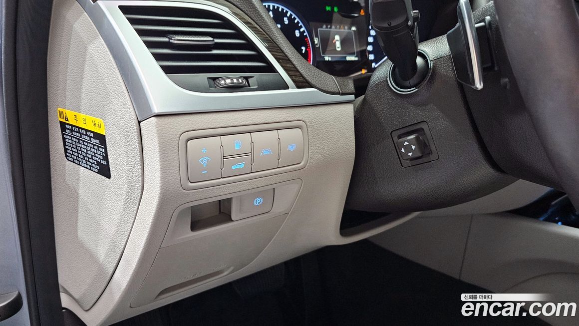 Hyundai Genesis 2014