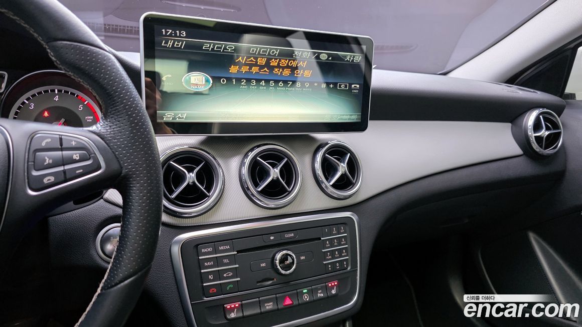 Mercedes-Benz GLA-Class 2016