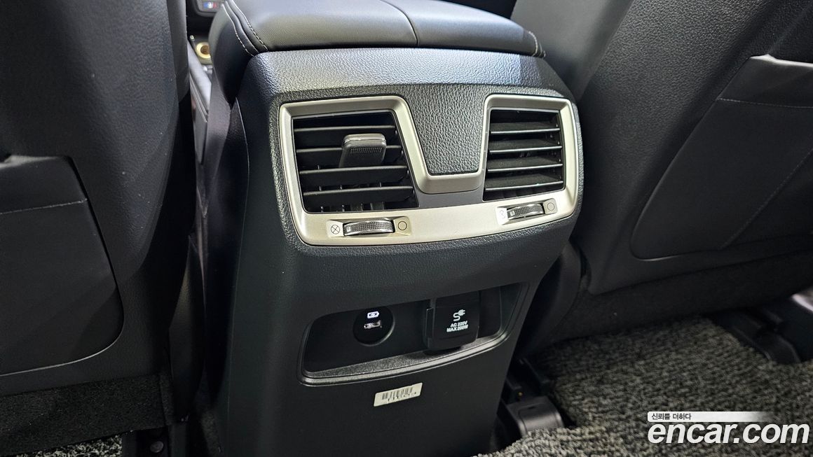 KG_Mobility_Ssangyong Rexton 2018