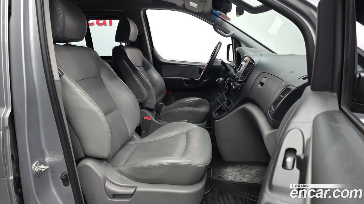 Hyundai Starex 2018
