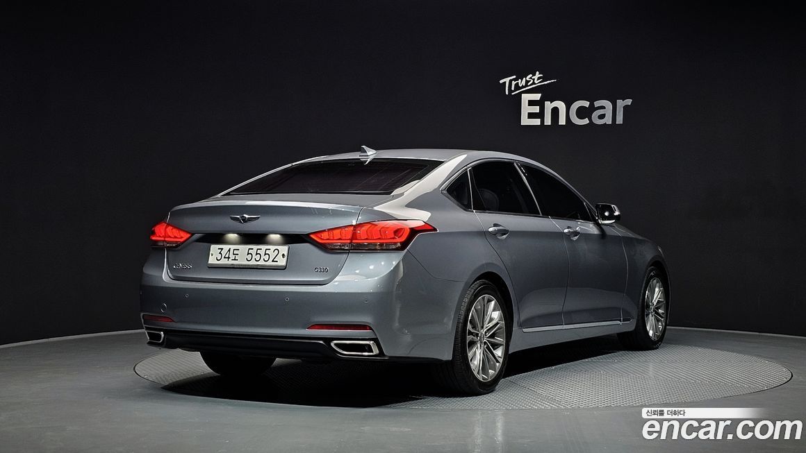 Hyundai Genesis 2014