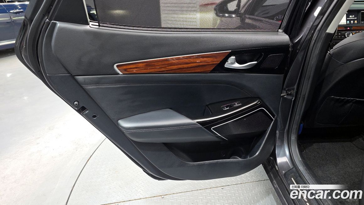 Kia K7 2017