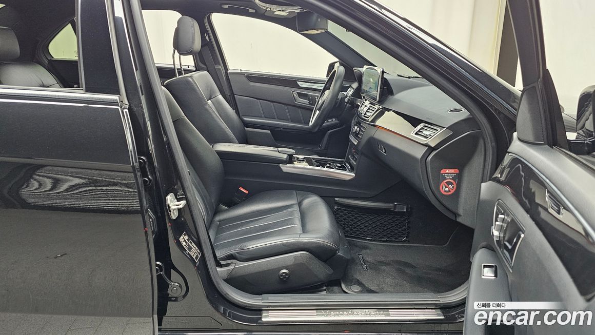 Mercedes-Benz E-Class 2015