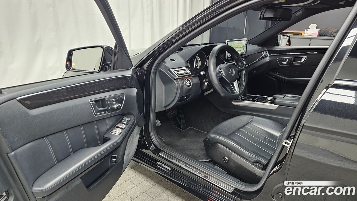 Mercedes-Benz E-Class 2015