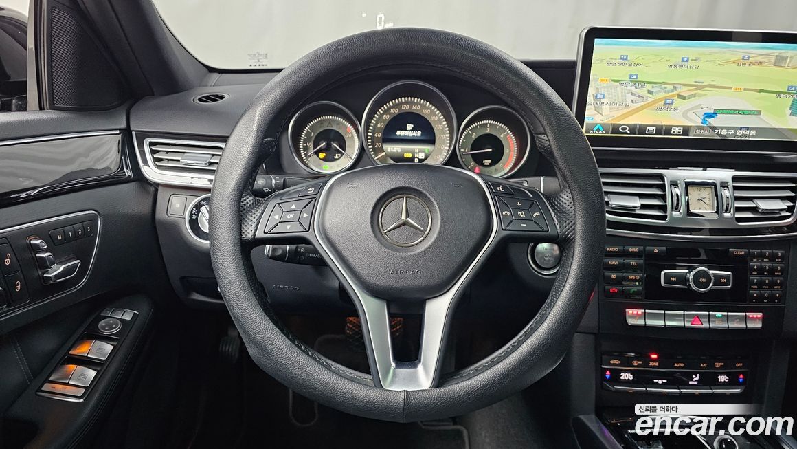 Mercedes-Benz E-Class 2015