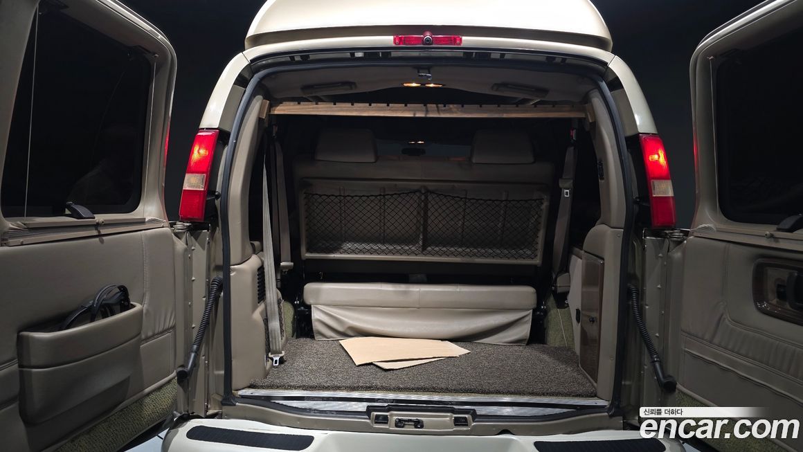 Chevrolet Express Van 2009