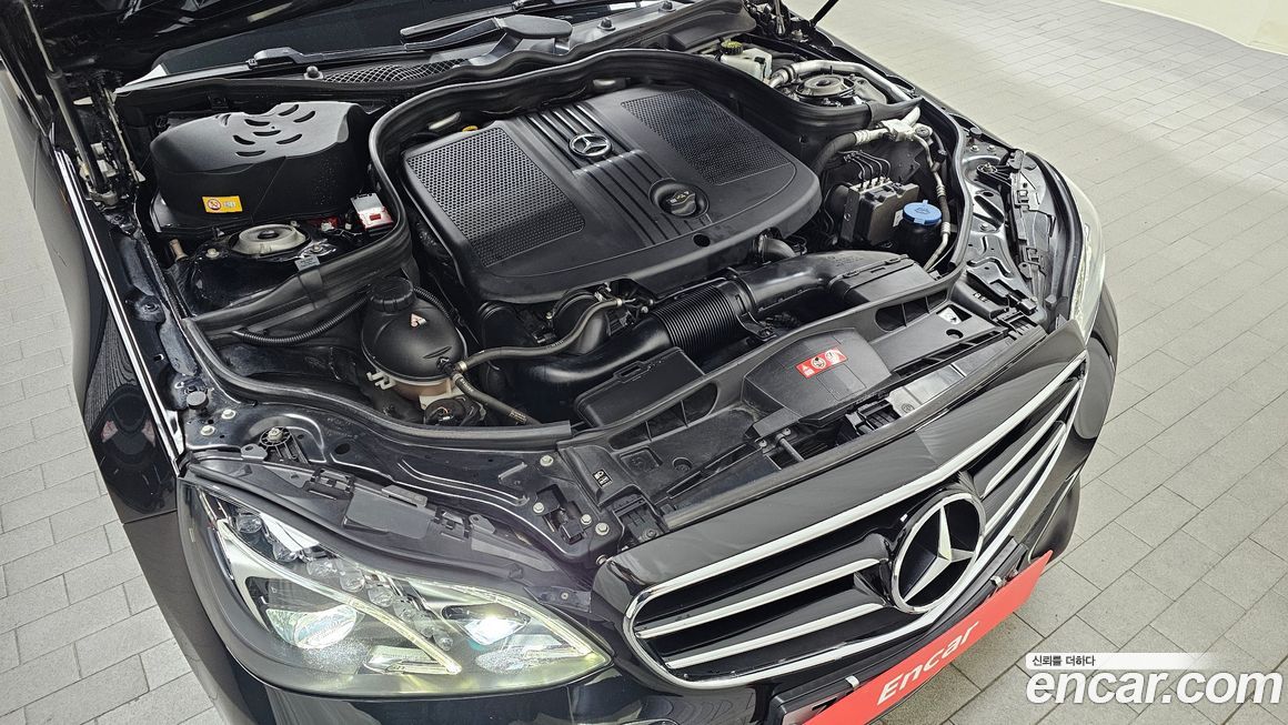 Mercedes-Benz E-Class 2015