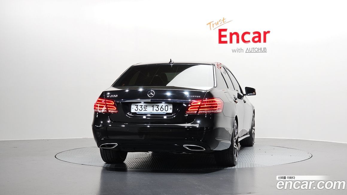 Mercedes-Benz E-Class 2015