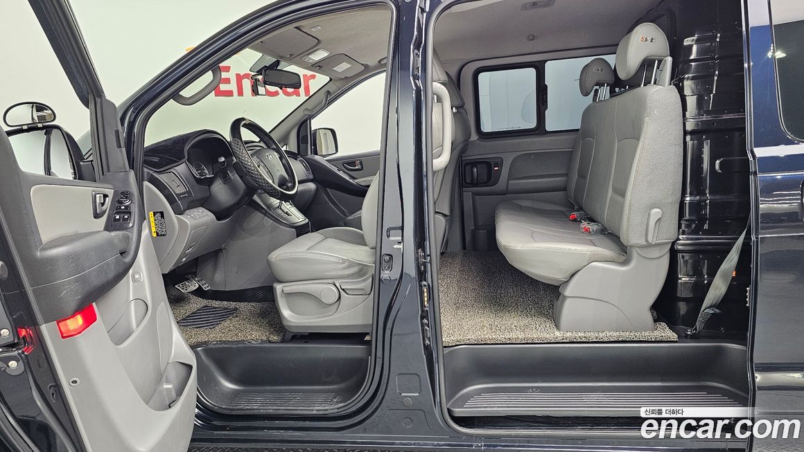 Hyundai Starex 2021