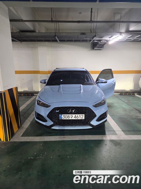 Hyundai Veloster 2021