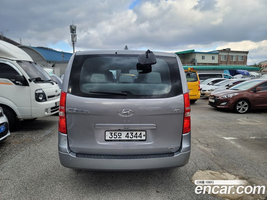 Hyundai Starex 2018