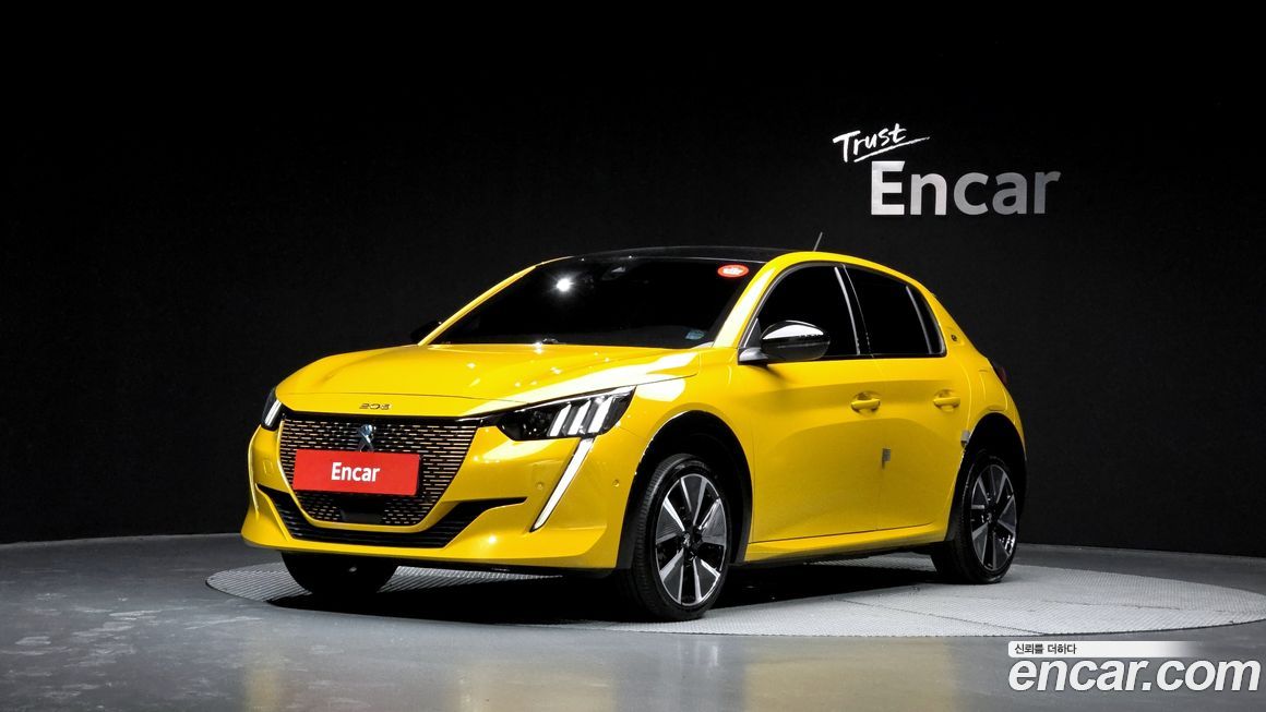 Peugeot 208 2021