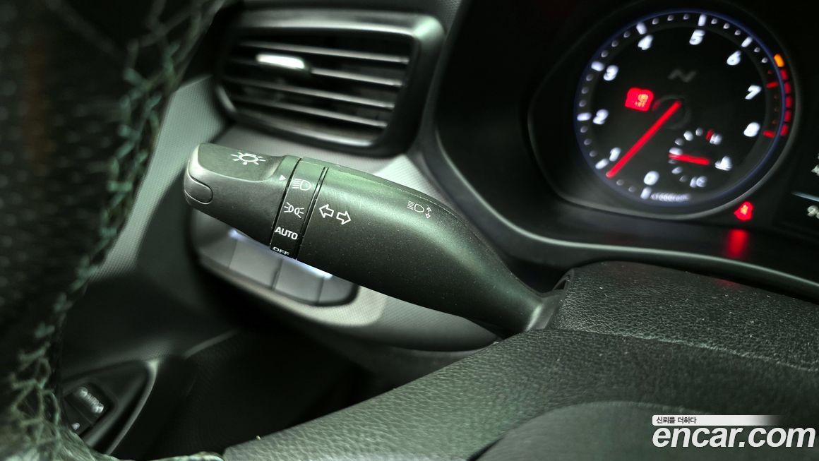 Hyundai Veloster 2019