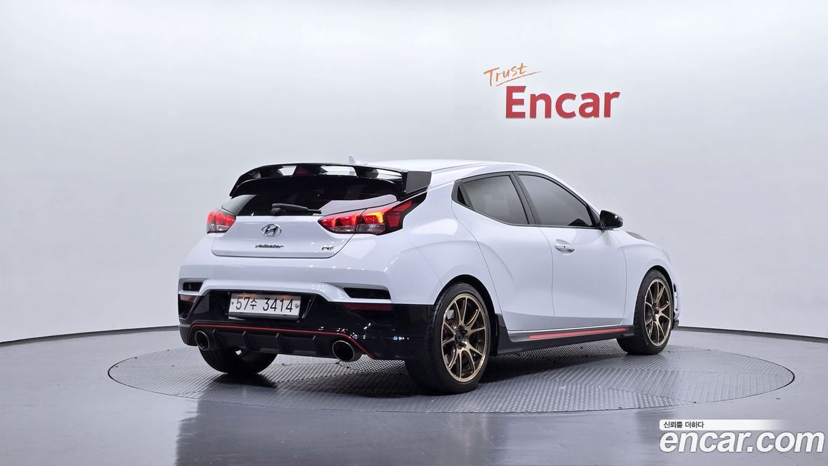 Hyundai Veloster 2019