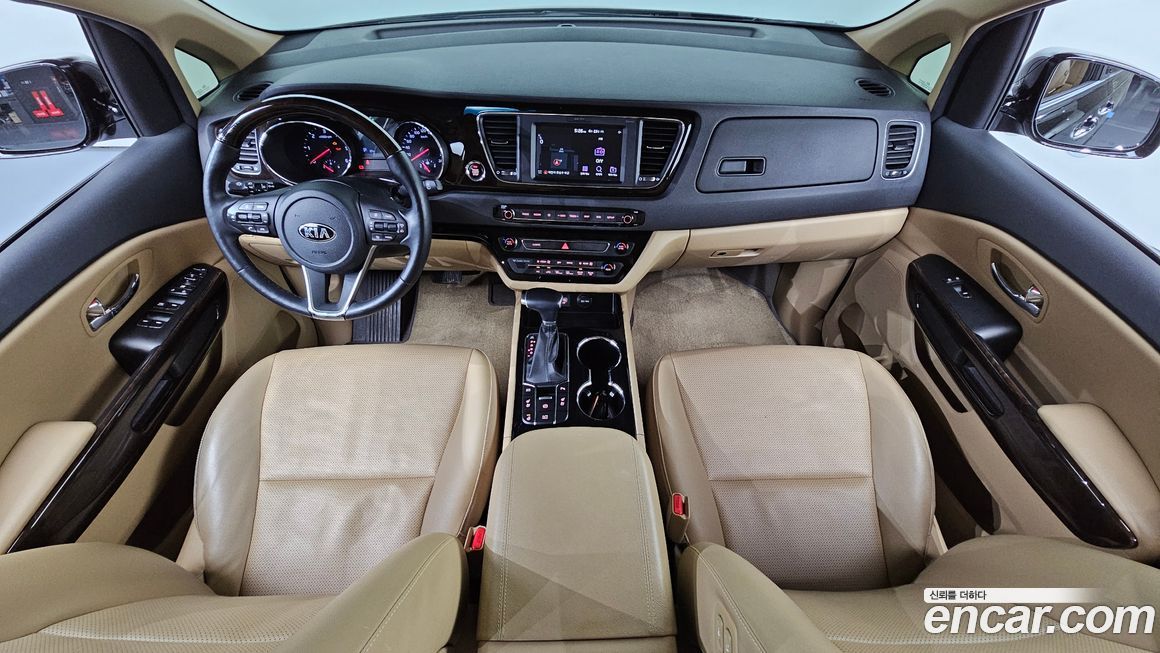 Kia Canival 2020