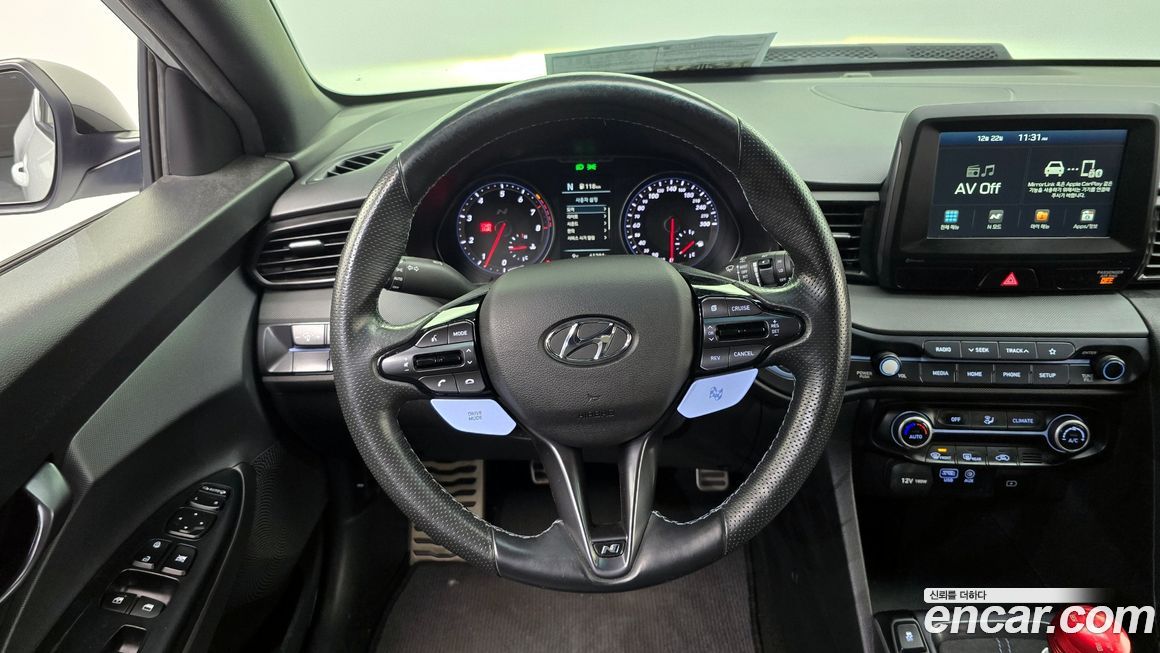 Hyundai Veloster 2019