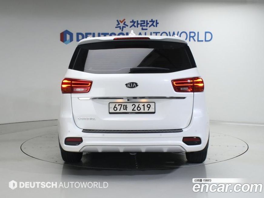 Kia Canival 2019