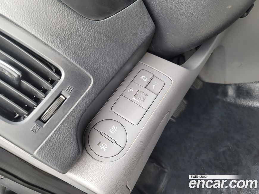 Hyundai Starex 2018