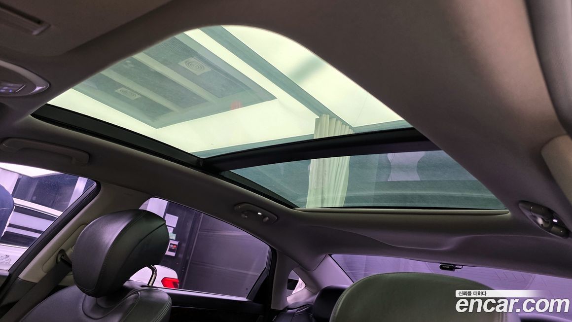 Hyundai Genesis 2016