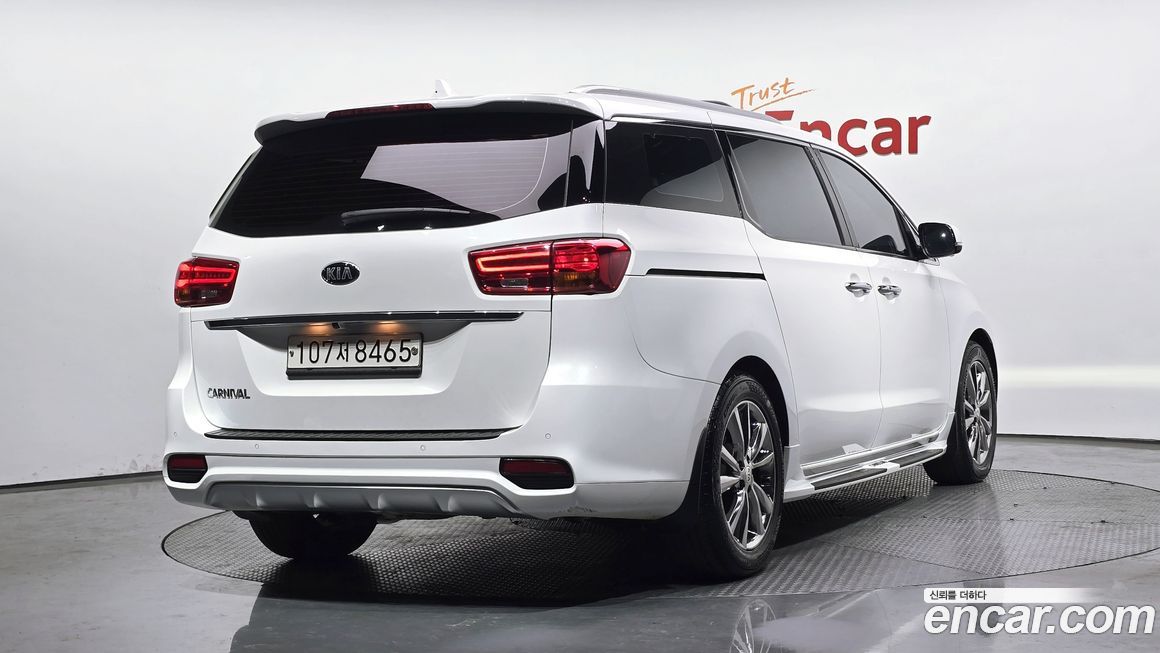 Kia Canival 2019