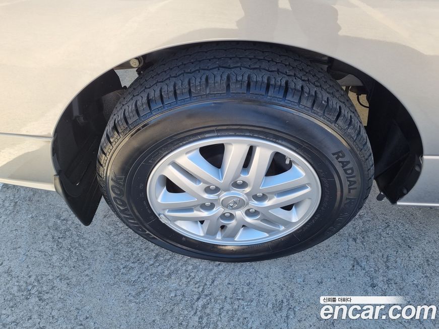 Hyundai Starex 2021