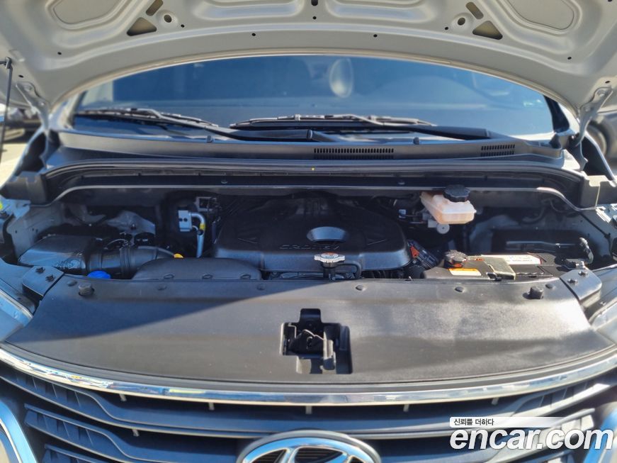 Hyundai Starex 2021