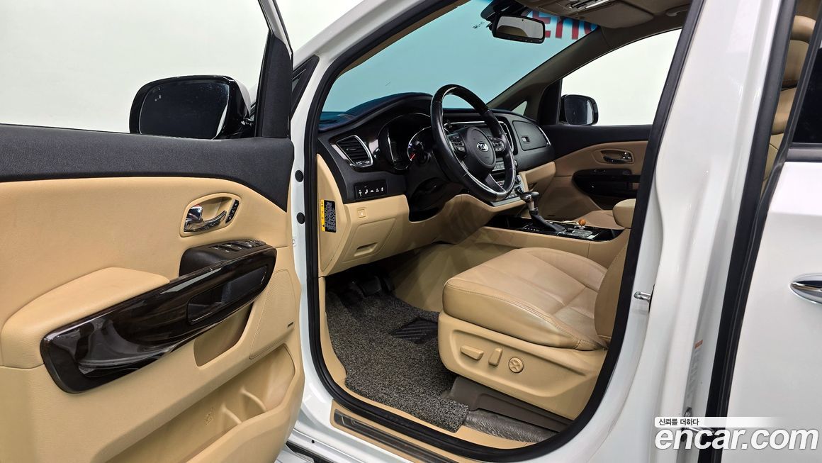 Kia Canival 2019