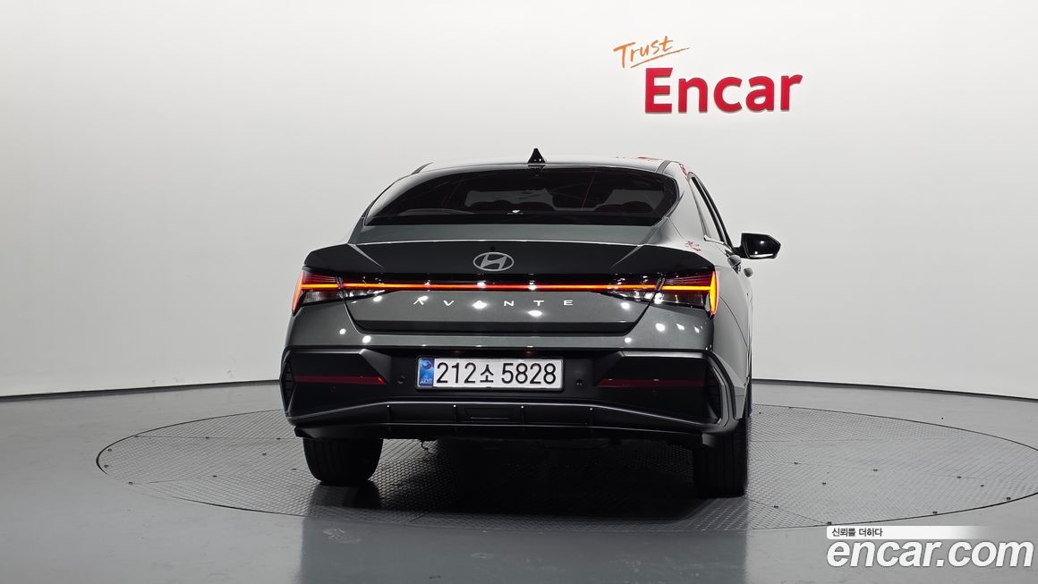 Hyundai AVANTE 2025