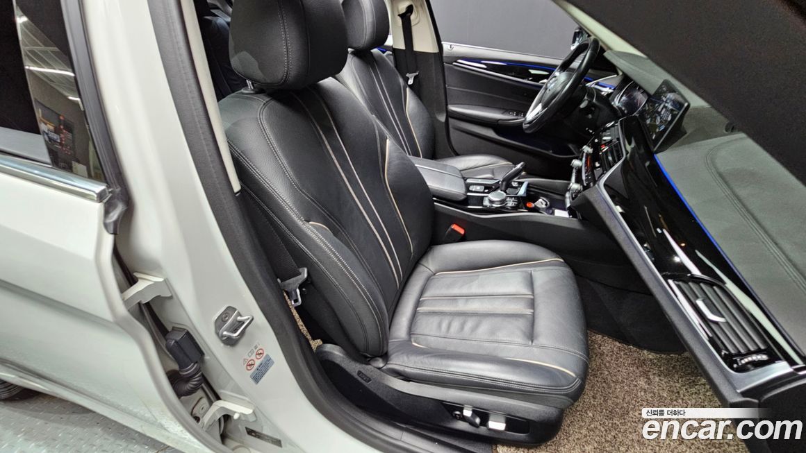 BMW 5-Series 2018