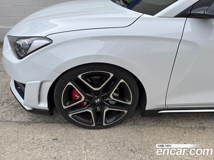 Hyundai Veloster 2021