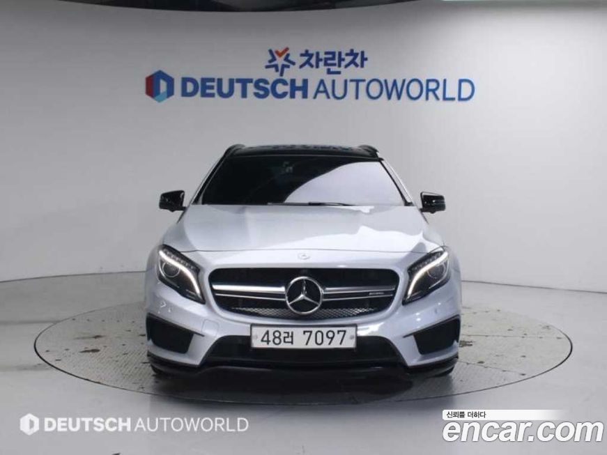 Mercedes-Benz GLA-Class 2015