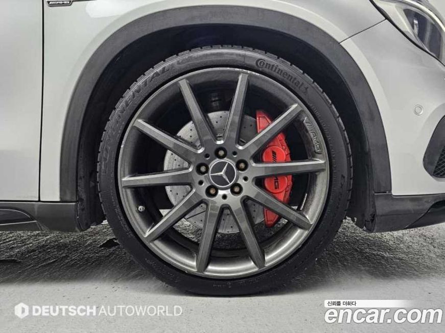 Mercedes-Benz GLA-Class 2015